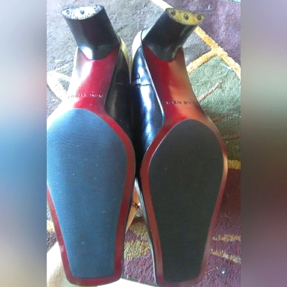 BNWOT VINTAGE NINE WEST LEATHER BOOTS BLACK/ CREAM SZ. 9.5 M (DANSEL) - Picture 8 of 8